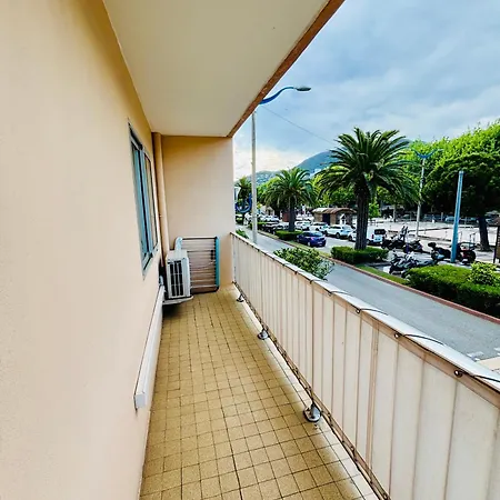 Beau T2, Aperçu Et Accès